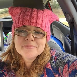 Meet your Posher, Elaine